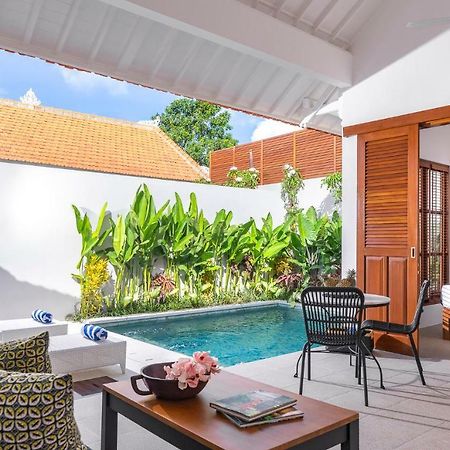 Villa Chikka Seminyak Exteriör bild
